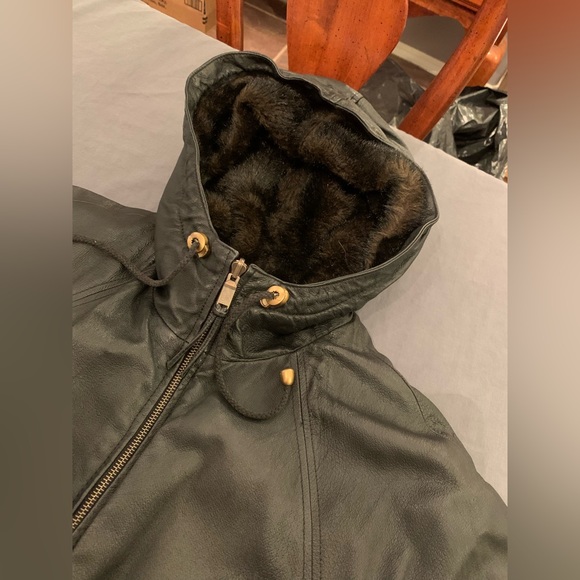 Real Leather/Faux Fur lined coat women’s size XL - Picture 2 of 7